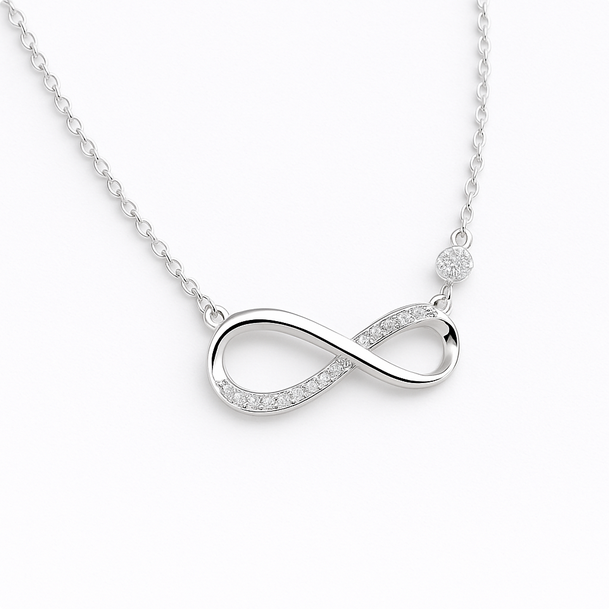Collier Classic Infinity